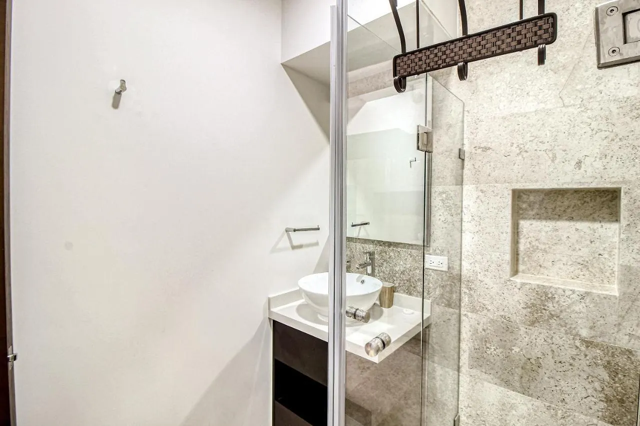 Menesse 102 At Av Coba Otel Tulum Meksika